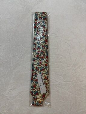 Floral Skinny Tie